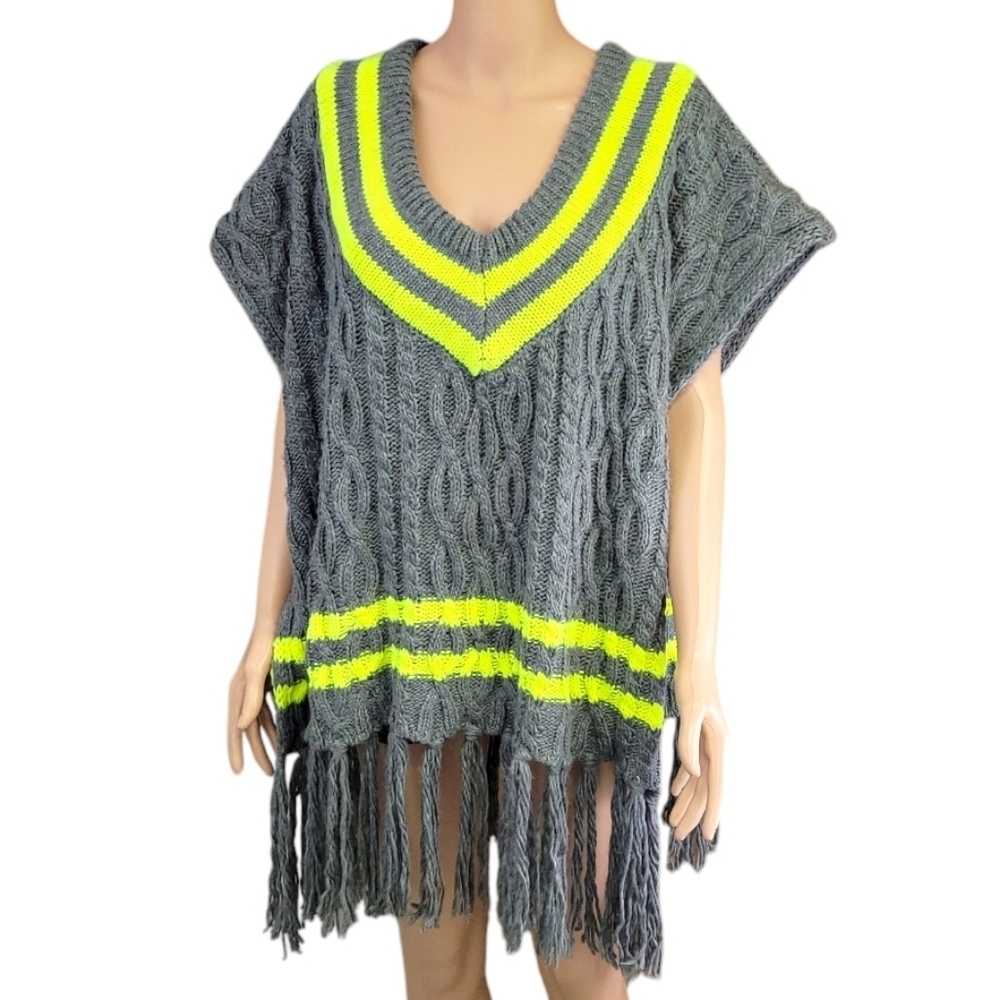 Steve Madden Womens Chartreuse and Gray Knit Poncho Size One Size